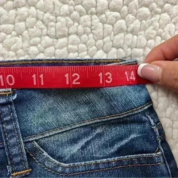 ALLEN B Faded Bleached Midrise Stretch Raw Hem Denim Jean Shorts Size 2 - Picture 13 of 13